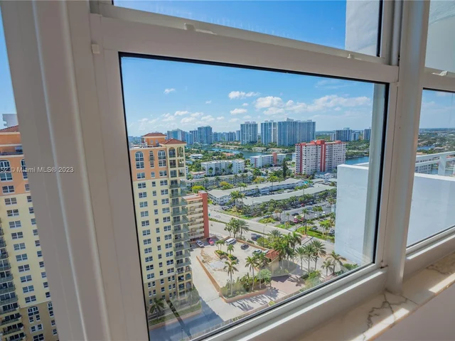 2030 S Ocean Dr # 2112, Hallandale Beach FL 33009