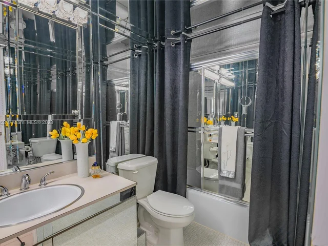 2030 S Ocean Dr # 2112, Hallandale Beach FL 33009