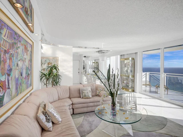 2030 S Ocean Dr # 2112, Hallandale Beach FL 33009