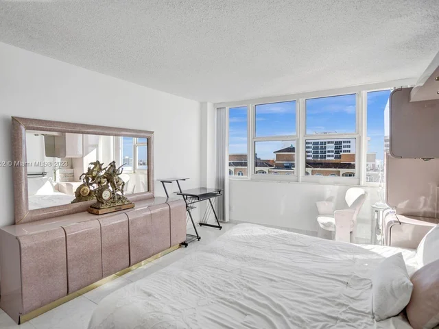 2030 S Ocean Dr # 2112, Hallandale Beach FL 33009