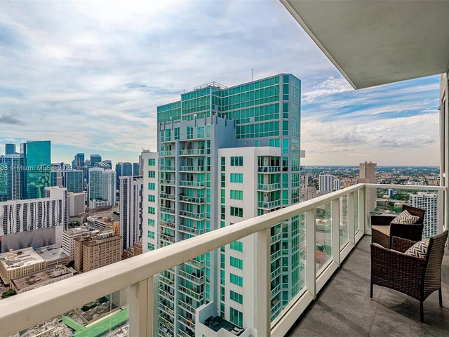 244 Biscayne Blvd # 4907, Miami FL 33132