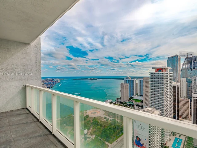 244 Biscayne Blvd # 4907, Miami FL 33132