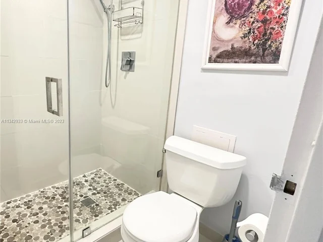 100 Lincoln Rd # 1012, Miami Beach FL 33139