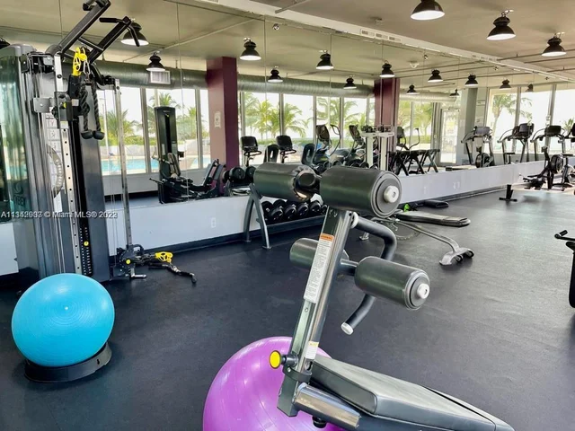 100 Lincoln Rd # 1012, Miami Beach FL 33139