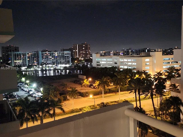 3725 S Ocean Dr (April 9 ONLY) # 921, Hollywood FL 33019