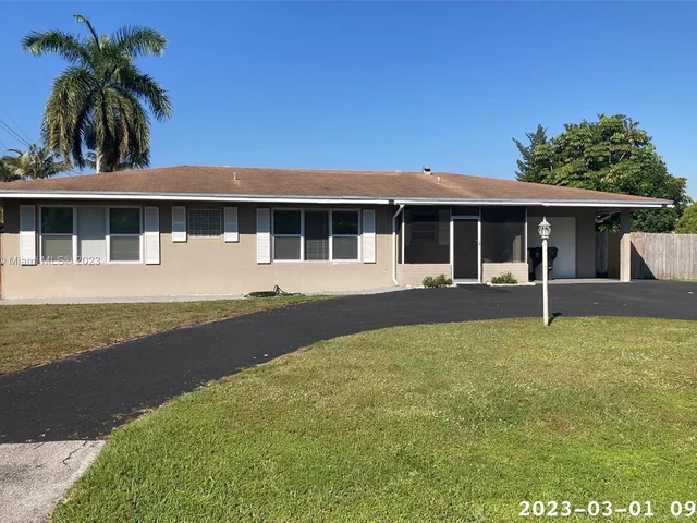 304 Ohio Rd, Lake Worth FL 33467