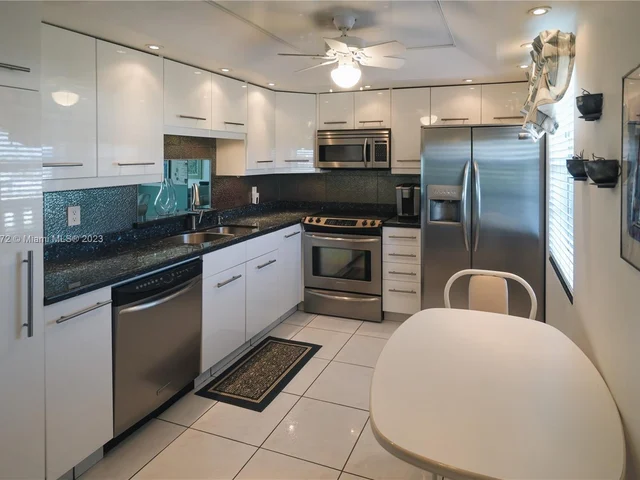 111 SE 3rd Ave # 507, Dania Beach FL 33004