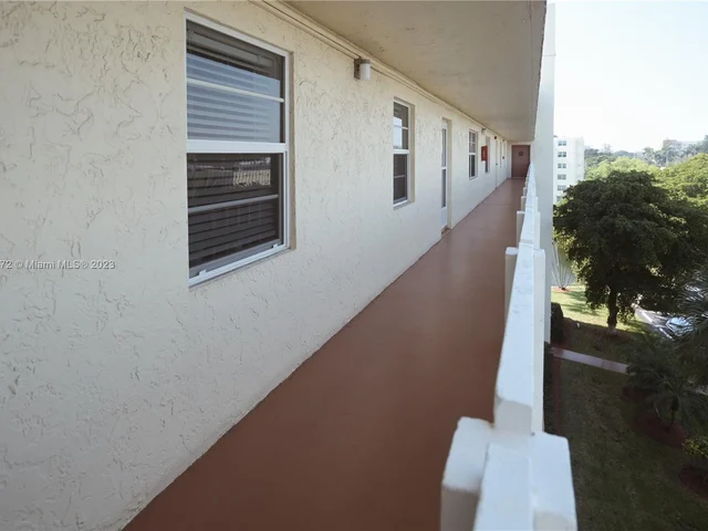 111 SE 3rd Ave # 507, Dania Beach FL 33004