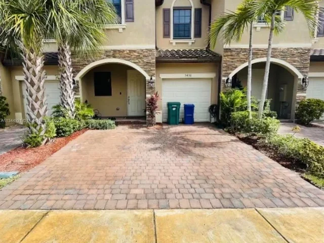 5436 NW 27th St # 5436, Margate FL 33063