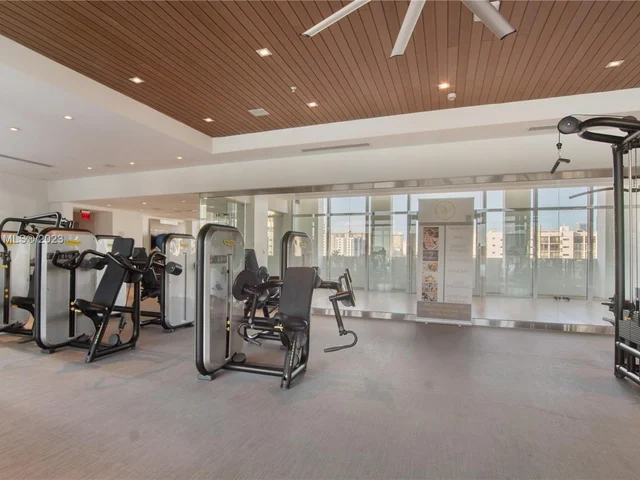 330 Sunny Isles Blvd # 503, Sunny Isles Beach FL 33160