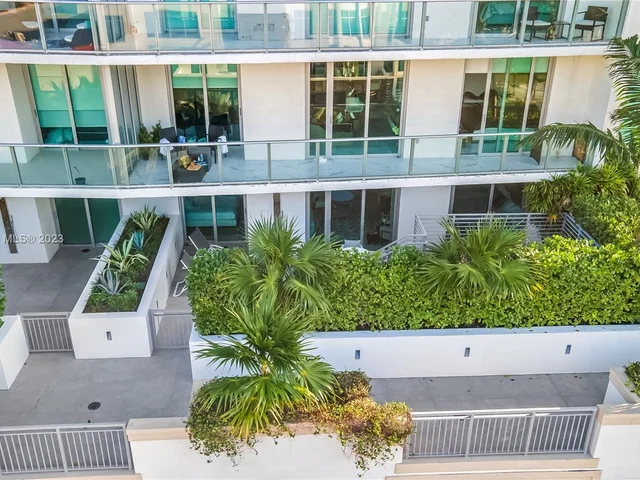 330 Sunny Isles Blvd # 503, Sunny Isles Beach FL 33160