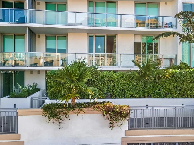 330 Sunny Isles Blvd # 503, Sunny Isles Beach FL 33160