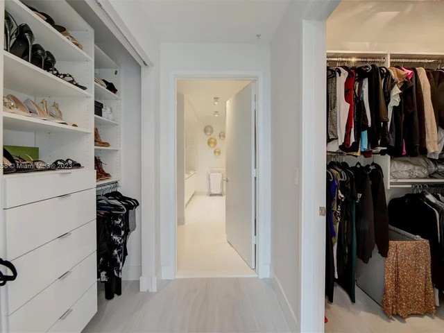 330 Sunny Isles Blvd # 503, Sunny Isles Beach FL 33160