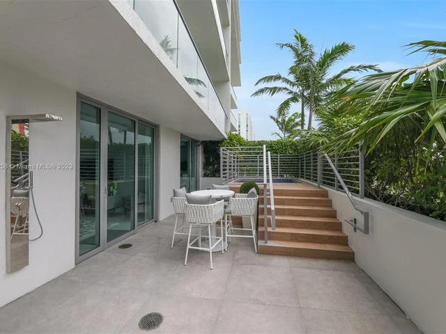 330 Sunny Isles Blvd # 503, Sunny Isles Beach FL 33160