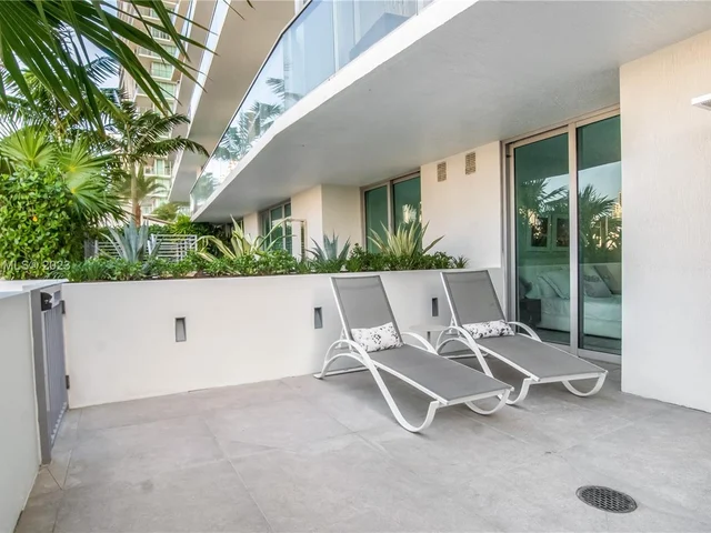 330 Sunny Isles Blvd # 503, Sunny Isles Beach FL 33160