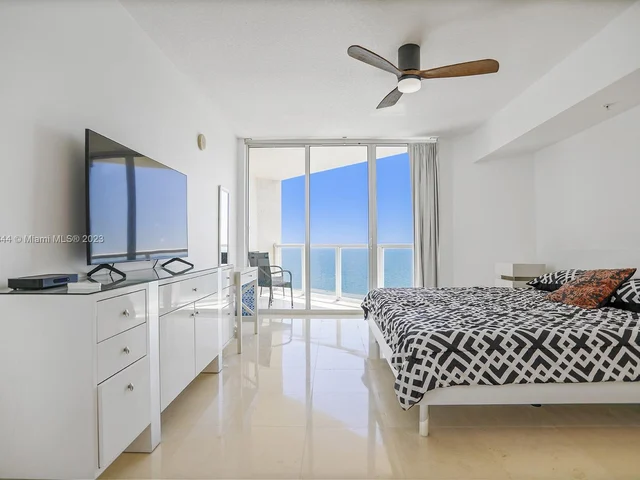 16699 Collins Ave # 2709, Sunny Isles Beach FL 33160