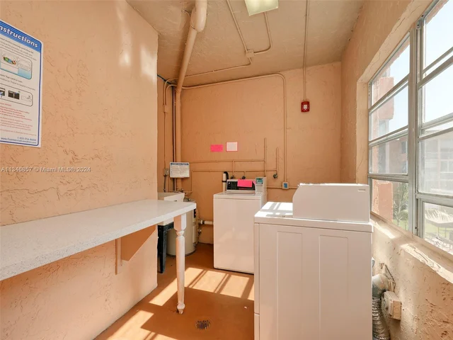 3048 E Sunrise Lakes Dr # 319, Sunrise FL 33322