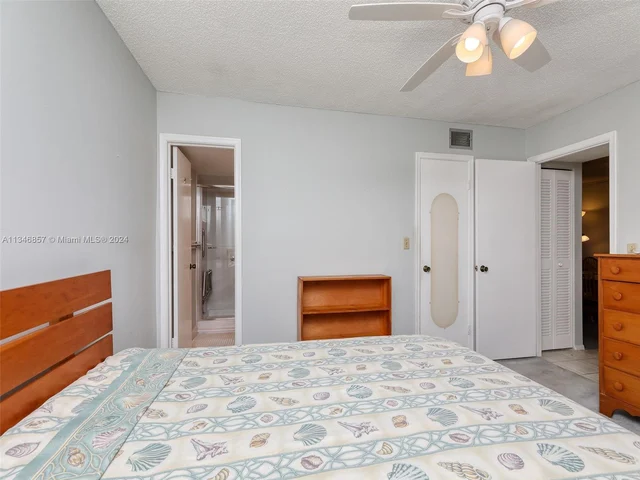 3048 E Sunrise Lakes Dr # 319, Sunrise FL 33322