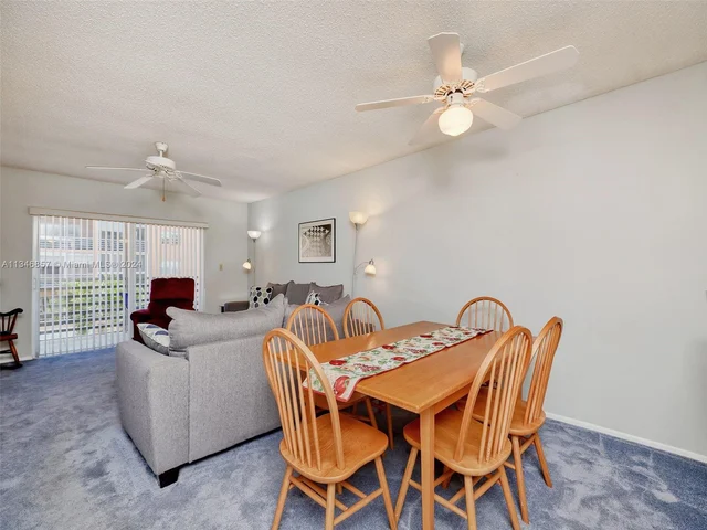 3048 E Sunrise Lakes Dr # 319, Sunrise FL 33322