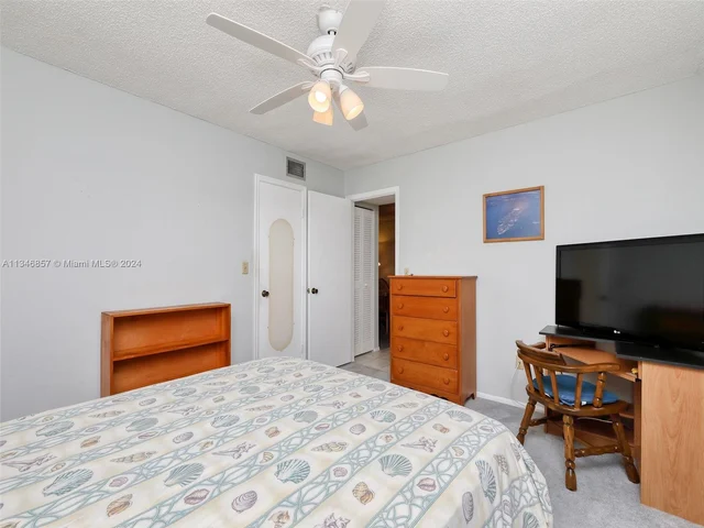 3048 E Sunrise Lakes Dr # 319, Sunrise FL 33322