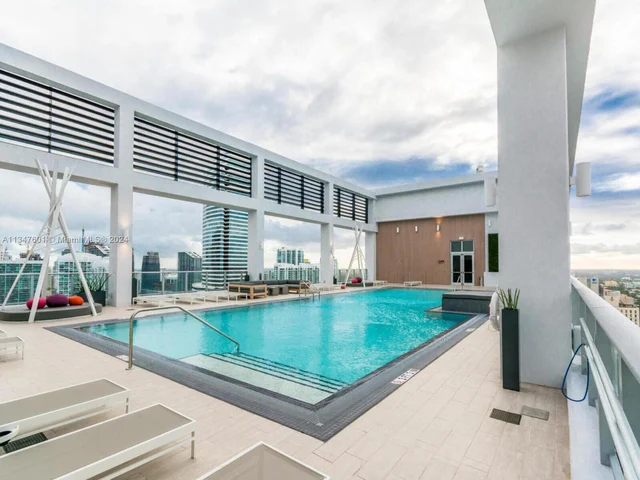 151 SE 1st St # 803, Miami FL 33131