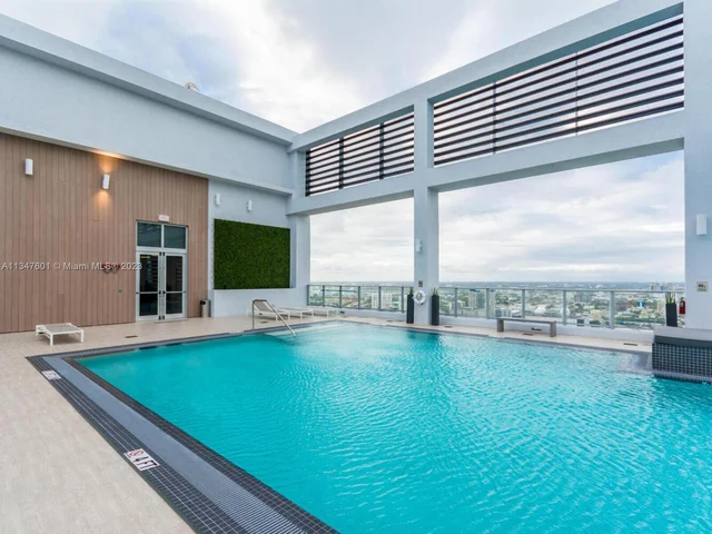 151 SE 1st St # 803, Miami FL 33131