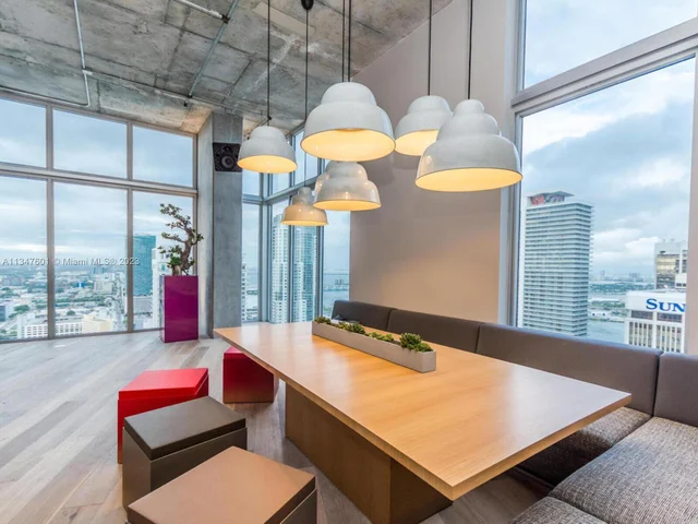 151 SE 1st St # 803, Miami FL 33131