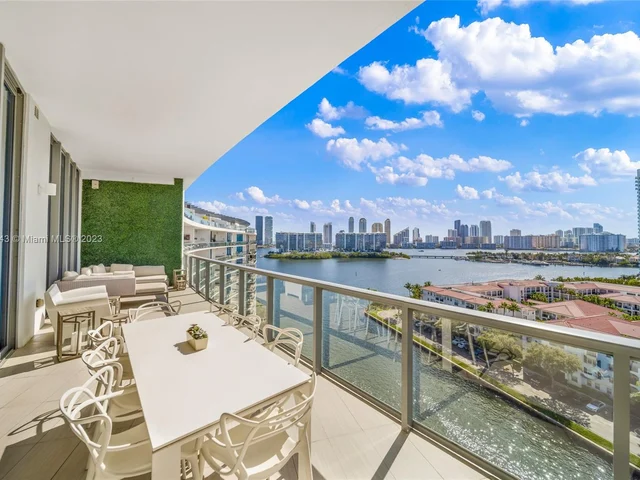 3250 NE 188th St, Aventura FL 33180