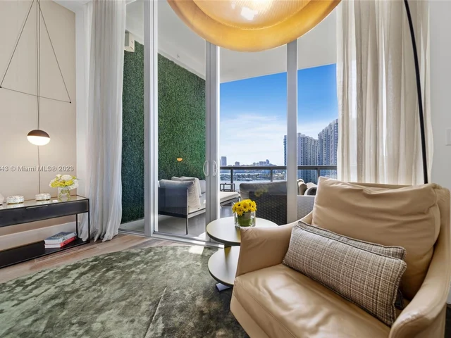 3250 NE 188th St, Aventura FL 33180