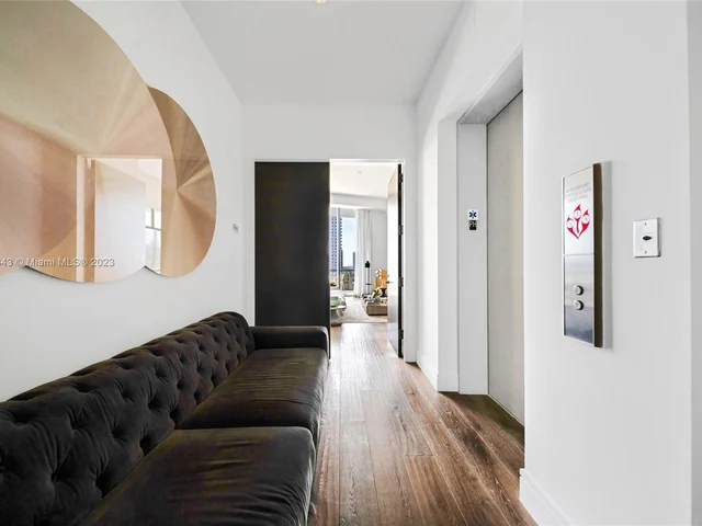 3250 NE 188th St, Aventura FL 33180