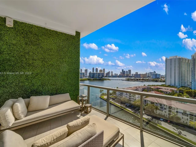 3250 NE 188th St, Aventura FL 33180