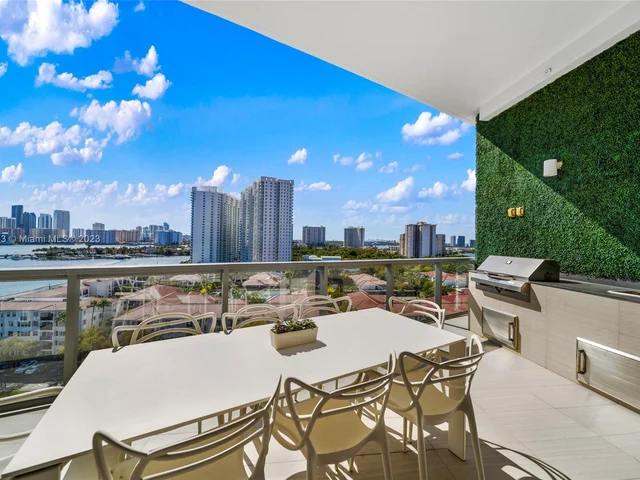 3250 NE 188th St, Aventura FL 33180