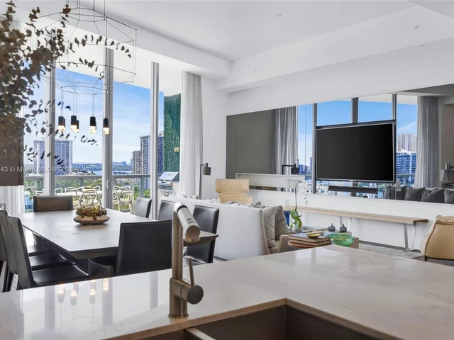 3250 NE 188th St, Aventura FL 33180