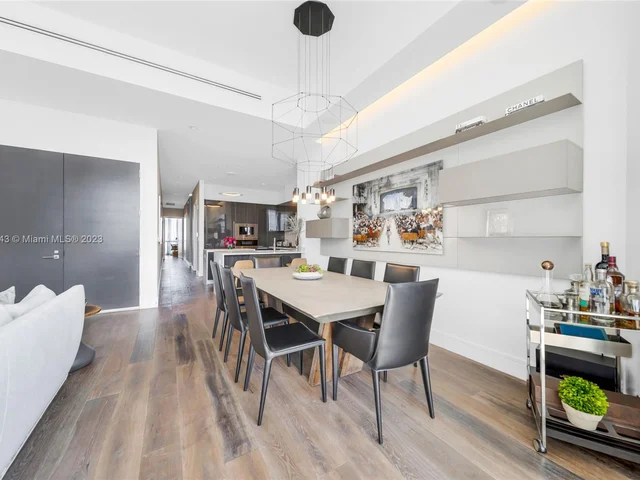 3250 NE 188th St, Aventura FL 33180