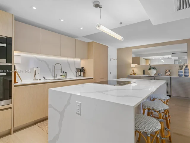 2301 Collins Ave # 407, Miami Beach FL 33139