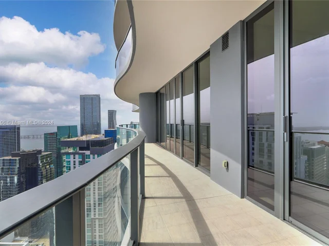 1000 Brickell Plz, Miami FL 33131