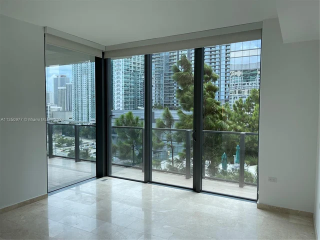 88 SW 7th St # 711, Miami FL 33130