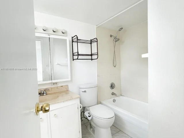 16909 N Bay Rd # 621, Sunny Isles Beach FL 33160