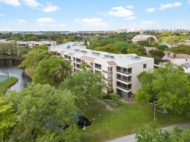 7500 NW 1st Ct # 3, Plantation FL 33317