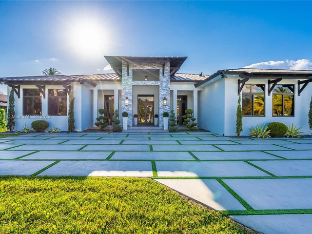 250 NW 129th Ave, Miami FL 33182