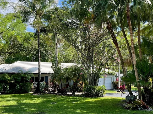 1128 W Cypress Dr # 15, Pompano Beach FL 33069