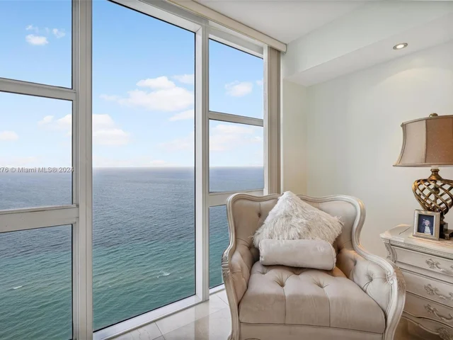 1800 S Ocean Dr # 3801, Hallandale Beach FL 33009