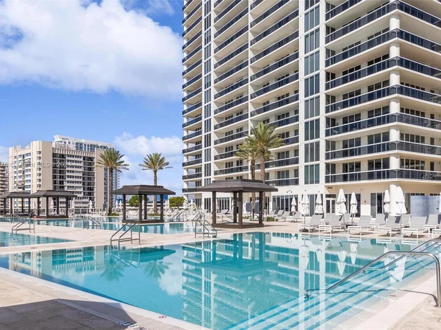 1800 S Ocean Dr # 3801, Hallandale Beach FL 33009