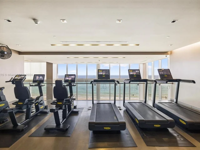 1800 S Ocean Dr # 3801, Hallandale Beach FL 33009