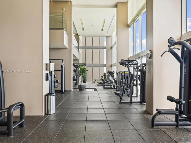 1800 S Ocean Dr # 3801, Hallandale Beach FL 33009