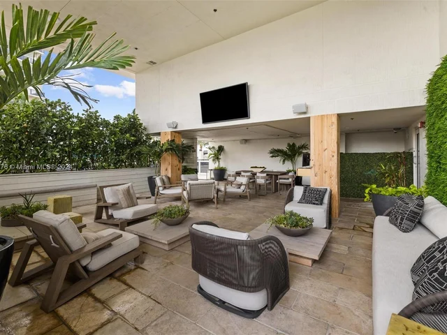 1800 S Ocean Dr # 3801, Hallandale Beach FL 33009