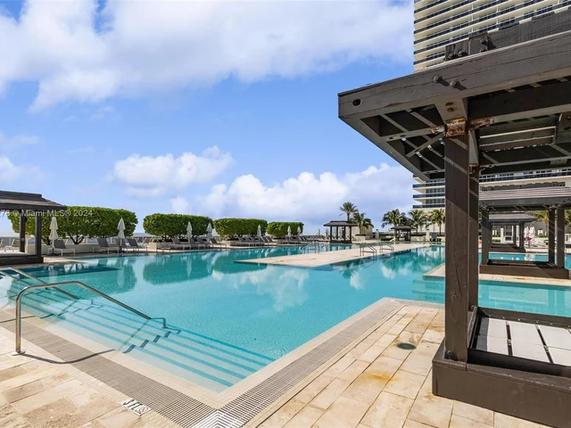 1800 S Ocean Dr # 3801, Hallandale Beach FL 33009