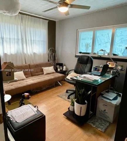 625 W Dayton Cir, Fort Lauderdale FL 33312