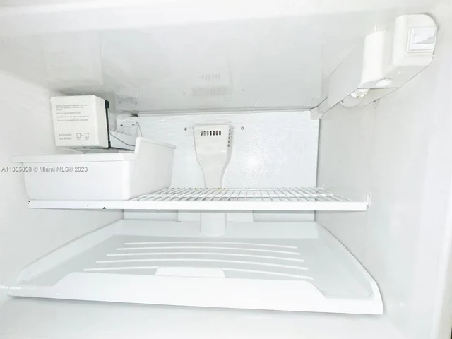 625 W Dayton Cir, Fort Lauderdale FL 33312