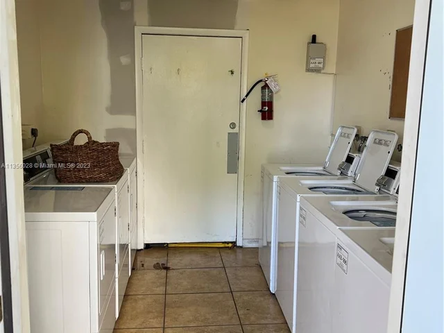 7521 NW 16th St # 4207, Plantation FL 33313